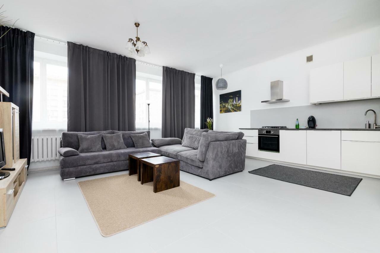 City Centre Apartment Варшава Екстериор снимка