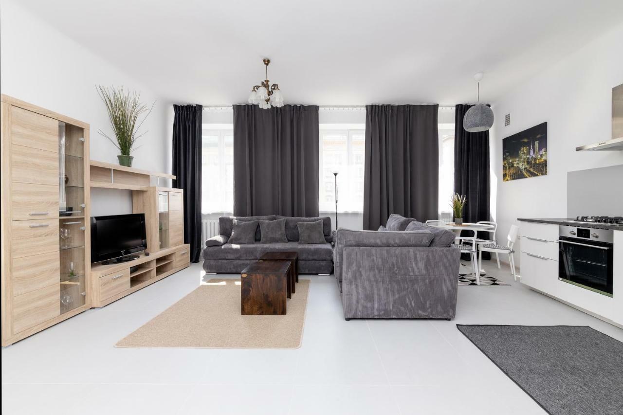 City Centre Apartment Варшава Екстериор снимка