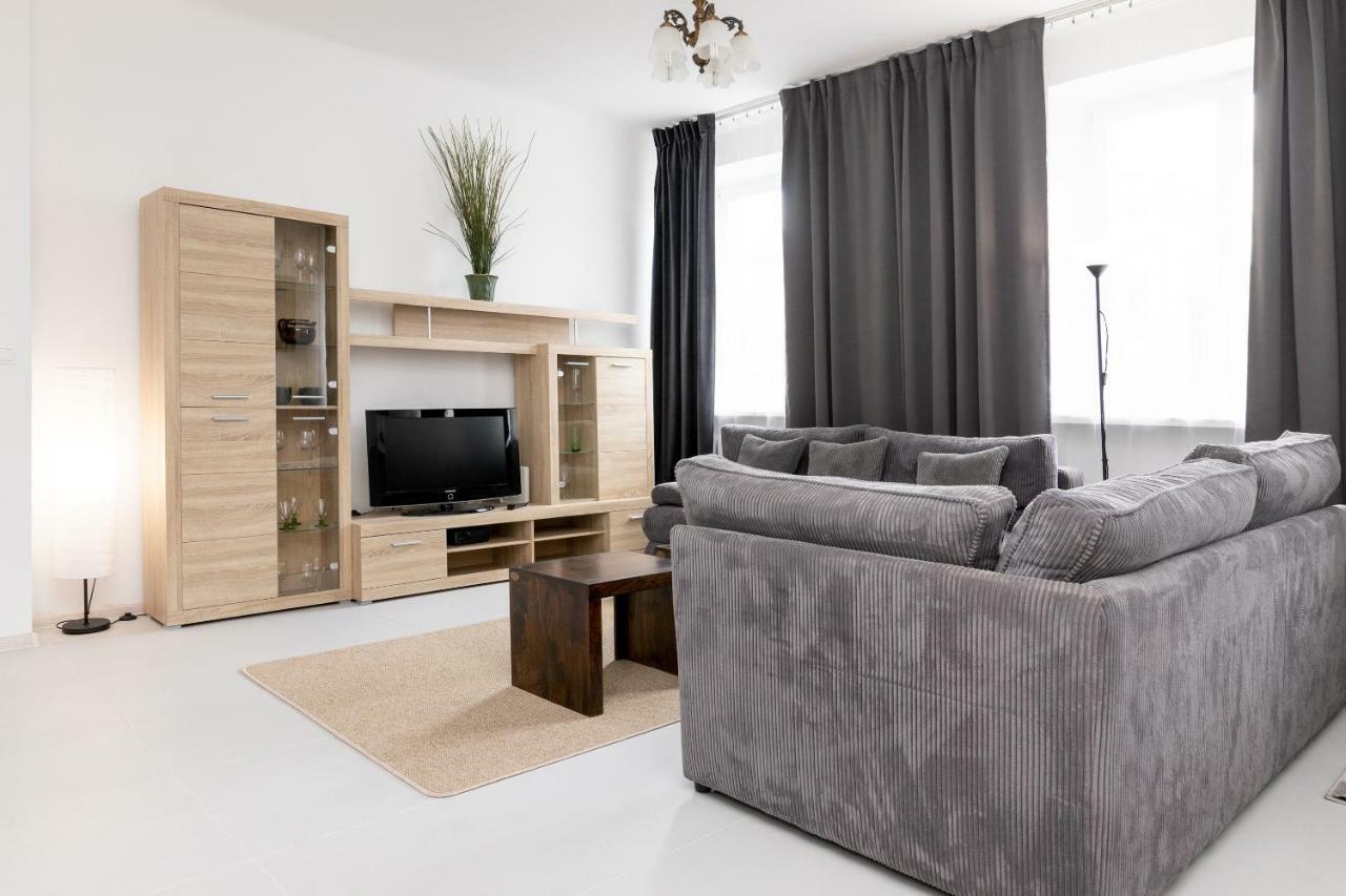 City Centre Apartment Варшава Екстериор снимка